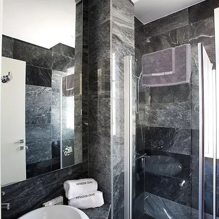 Paradise Cove Luxurious Beach Villas Marine 1 Bedroom Villa *