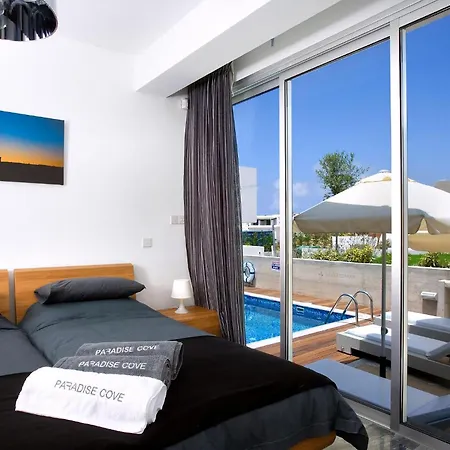 Paradise Cove Luxurious Beach Villas Marine 1 Bedroom Villa Pafos